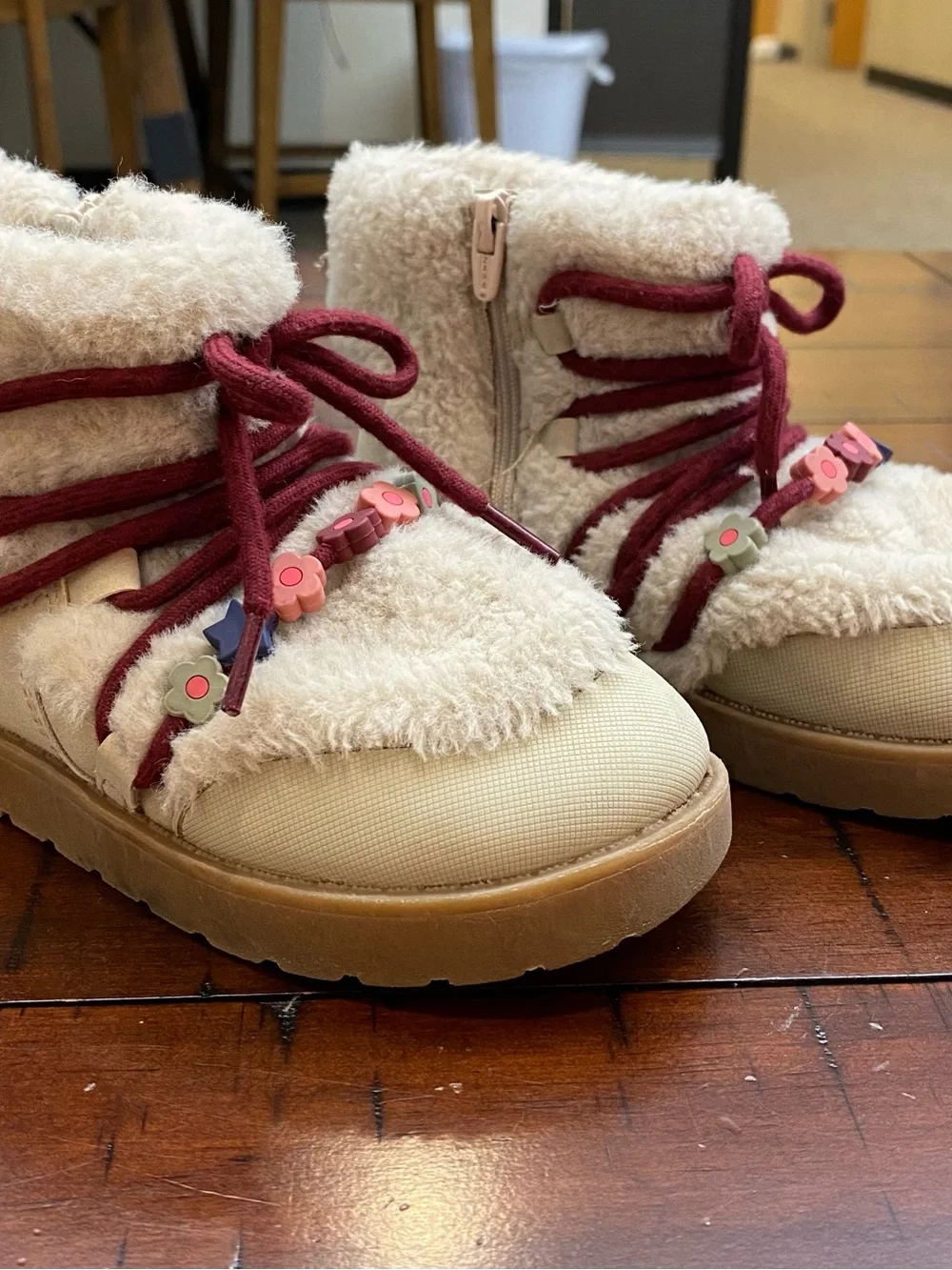 Zara Kids Beaded Faux Fur Lined Ankle Boots Ecru White EU Size 26/US Size 9.5